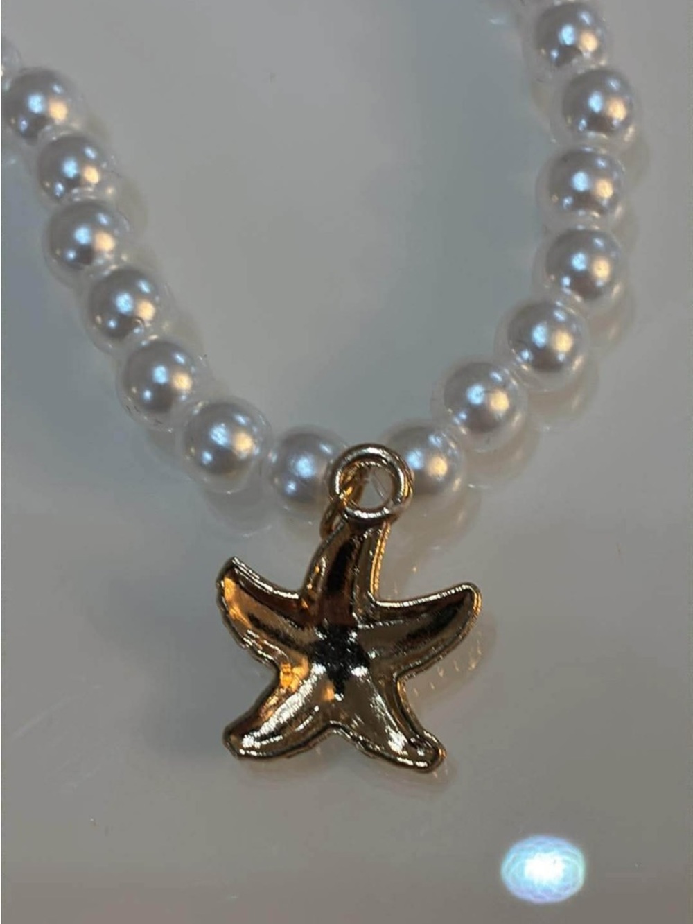 Pearl Style Starfish Necklace - White & Gold - Picture 3 of 8